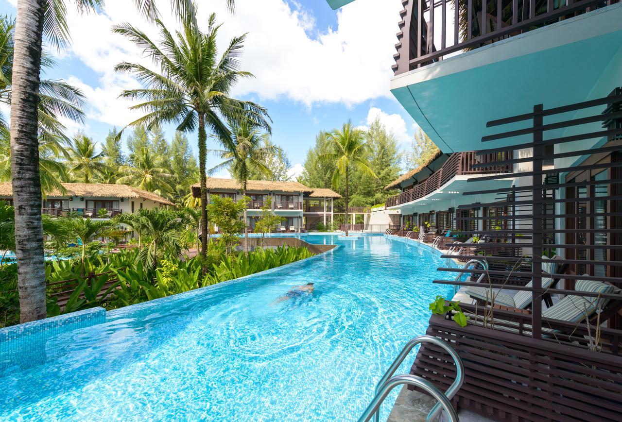Deluxe Double or Twin Room Pool Access Adults Only,643267470:JPEG